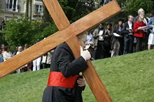 Images Dated 10th April 2009: Paris Archbishop carrying a cross on Good Friday, Paris, France, Europe