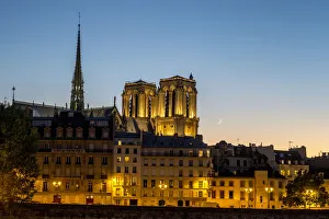 Ile De La Cite Prints: Paris by night, Paris, France, Europe