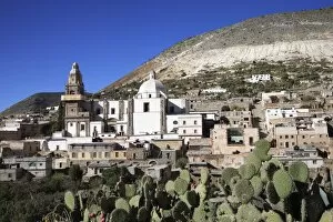 Images Dated 2nd November 2007: Parish of the Immaculate Conception, Catholic pilgrimage site, Real de Catorce