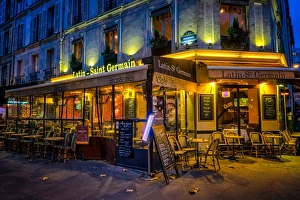 Parisian cafe, Paris, France, Europe