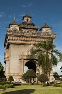 Park with plants and trees around Victory Gate (Patuxai), Vientiane, Laos, Indochina, Southeast Asia, Asia