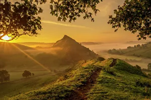 Parkhouse Hill sunrise with atmospheric morning, Peak District National Park, Derbyshire, England, United Kingdom, Europe