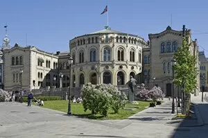 Images Dated 6th June 2010: The Parliament building, Oslo, Norway, Scandinavia, Europe