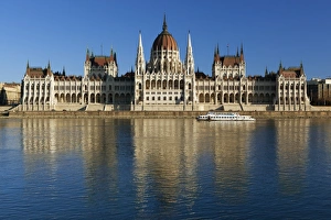 River Danube Prints: The Parliament (Orszaghaz) across River Danube at sunset