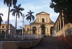 Images Dated 1st May 2009: The Parroquial Mayor church of the Santisima Trinidad in Plaza Mayor, Trinidad