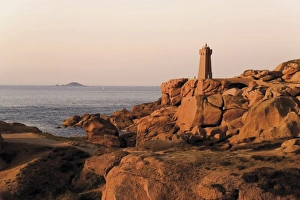 Cotes Darmor Prints: Pars-kamor lighthouse, Ploumanach, Breton Corniche, Cote de Granit Rose
