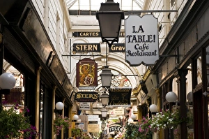 Images Dated 23rd June 2008: Passage des Panoramas, Paris, France, Europe