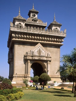 War Memorial Prints: Patuxai (Arc de Triomphe), Vientiane, Laos, Indochina, Southeast Asia, Asia