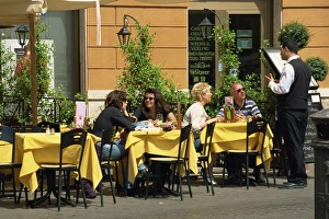 Piazza Navona Prints: Pavement cafe