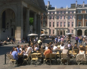 Pavement Cafes Prints: Pavement cafe, Covent Garden, London, England, United Kingdom, Europe