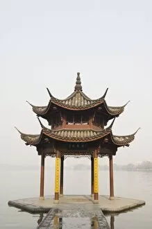 Images Dated 7th January 2008: Pavilion early in the morning on West Lake, Hangzhou, Zhejiang Province, China, Asia