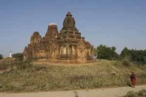 Sale Prints: Payathonzu complex of three brick shrines with interconnected sikara, Salay