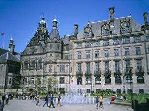 Civic Collection: Peace Gardens fountain and Town Hall, Sheffield, South Yorkshire, Yorkshire
