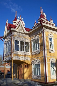 Tomsk Prints: The Peacock House on Krasnoarmeiskaia Avenue