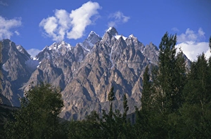 Pakistani Prints: Peak of Karum Pir