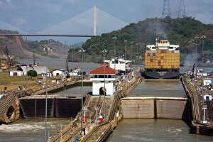 Images Dated 2nd March 2008: Pedro Miguel Locks, Panama Canal, Panama, Central America