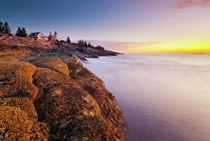 Guidance Gallery: Pemaquid Point Lighthouse, Pemaquid Peninsula, Maine, New England, United States of America
