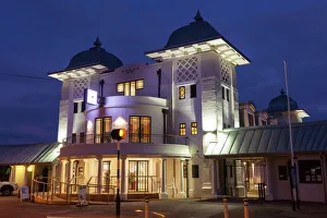 Cardiff Prints: Penarth Pier, near Cardiff, Vale of Glamorgan, Wales, United Kingdom, Europe