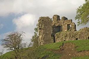 Images Dated 8th January 2000: Pendragon Castle, built by Hugh de Moreville in 1173, later owned by the Clifford family