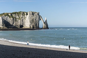 Etretat Prints: People on the beach and Porte d Aval in the background, Etretat, Normandy, France, Europe
