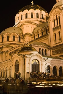 Images Dated 26th April 2008: People with candles going round church during Easter celebrations, Aleksander Nevski church