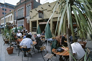 Pacific Rim Prints: People sitting outside cafe on Oxford Terrace