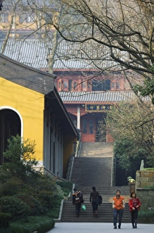 Images Dated 7th January 2008: People visiting Lingyin Temple built in AD 326 in Lingyin Temple Forest Park