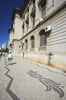 Images Dated 2nd August 2010: People walking past City Hall, Maputo, Mozambique, Africa