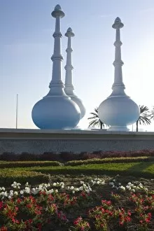 Images Dated 22nd November 2007: Perfume bottle monument, Doha, Qatar, Middle East