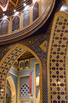 Images Dated 17th December 2007: Detail of Persia Court