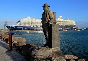 Fisherman Prints: Pescador de Viejas sculpture by Juan Miguel Cubas Sanchez