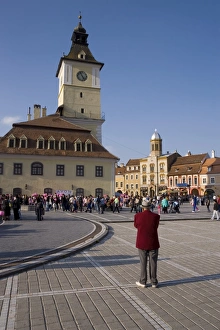 Images Dated 1st October 2006: Piata Sfatului, the centre of medieval Brasov, Council House (Casa Sfatului)