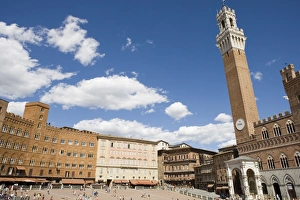 Siena Prints: Piazza del Campo with Palazzo Pubblico, Sienna, Tuscany, Italy