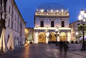 Images Dated 29th November 2009: Piazza della Loggia at dusk, Brescia, Lombardy, Italy, Europe