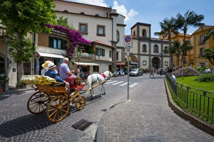 Sorrento Prints: Piazza Sant Antonino, Sorrento, Campania, Italy, Europe