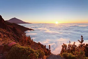 Cloudscape Gallery: Pico del Teide at sunset, National Park Teide, UNESCO World Heritage Site, Tenerife