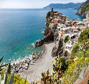 Liguria Prints: Picturesque village of Vernazza in Cinque Terre, UNESCO World Heritage Site