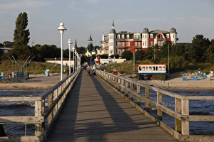 Board Walk Prints: Pier, Baltic Sea spa of Zinnowitz, Usedom, Mecklenburg-Western Pomerania, Germany, Europe