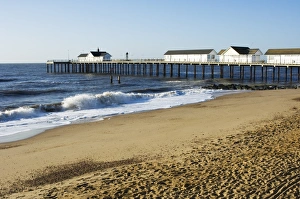 Images Dated 28th January 2000: The Pier, Southwold, Suffolk, England, United Kingdom, Europe