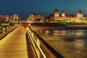Stroll Prints: Pier and Spa house, Binz, Ruegen Island