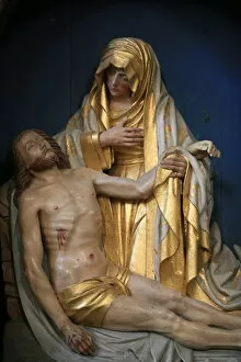Images Dated 12th August 2006: Pieta, Pont-l Abbe, Finistere, Brittany, France, Europe