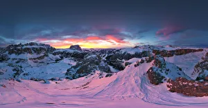 Odle Prints: Pink sunset on the snowcapped Gran Cir, Odle, Sassolungo