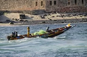 Images Dated 10th January 2009: Pirogue or fishing boat, Goree Island, near Dakar, Senegal, West Africa, Africa