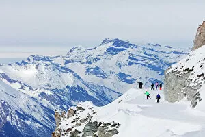 Switzerland Gallery: Piste skiers, Veysonnaz (Verbier), 4 Vallees, Valais, Swiss Alps, Switzerland, Europe