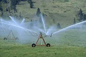 Irrigation Prints: Pivot irrigation system, British Columbia, Canada, North America
