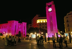 Lebanonese Prints: Place d Etoile at night