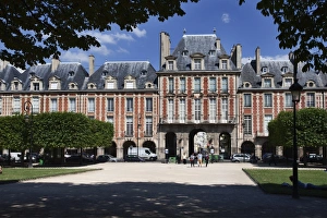 Place Des Vosges Prints: Place des Vosges in The Marais, Paris, France, Europe