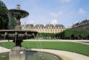 Place Des Vosges Prints: Place des Vosges, Paris, France, Europe