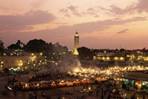 Place Jemaa El Fna (Djemaa El Fna) Place Jemaa El Fna (Djemaa El Fna)