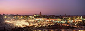 Images Dated 29th February 2008: Place Jemaa El Fna (Djemaa El Fna) at dusk